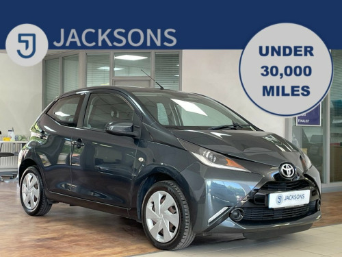 Toyota AYGO  1.0 VVT-i x-play Hatchback 5dr Petrol Manual Euro 