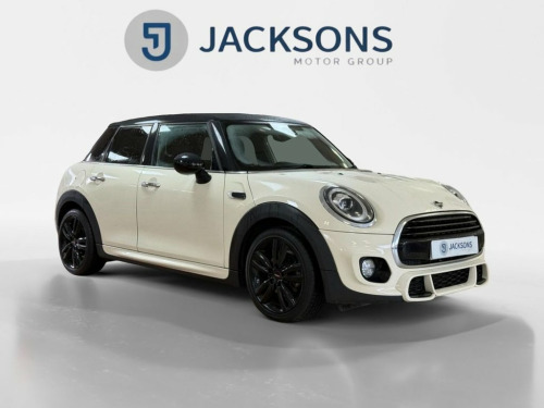 MINI Hatch  1.5 Cooper Sport Hatchback 5dr Petrol Manual Euro  