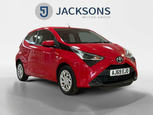 Toyota AYGO  1.0 VVT-i x-play Hatchback 5dr Petrol Manual Euro  