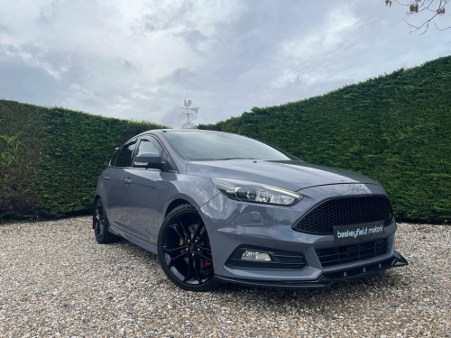 Ford Focus  2.0T EcoBoost ST-3 Hatchback 5dr Petrol Manual Eur