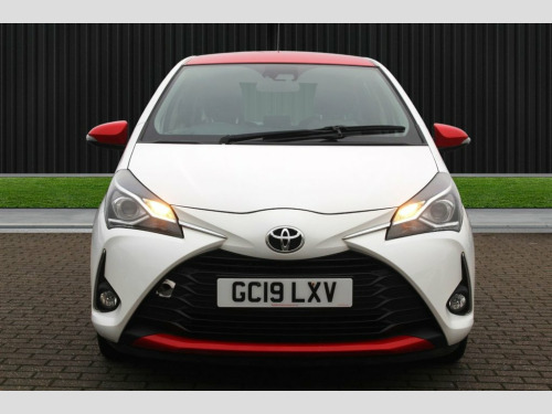 Toyota Yaris  1.5 VVT-i Icon Tech Hatchback 5dr Petrol Manual Eu