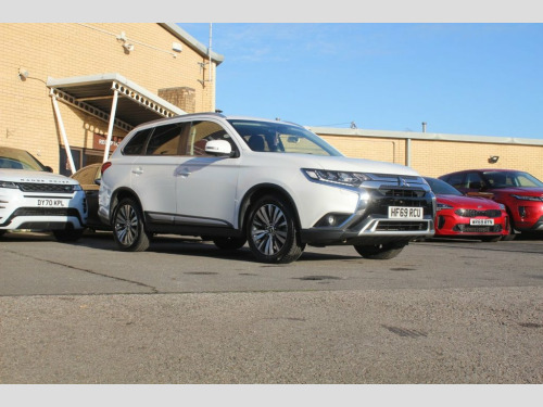 Mitsubishi Outlander  2.0 MIVEC Exceed SUV 5dr Petrol CVT 4WD Euro 6 (s/