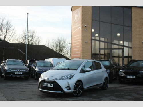 Toyota Yaris  1.5 VVT-h Design Hatchback 5dr Petrol Hybrid E-CVT 