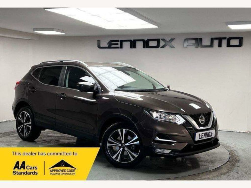 Nissan Qashqai  1.3 DIG-T N-Connecta DCT Auto Euro 6 (s/s) 5dr