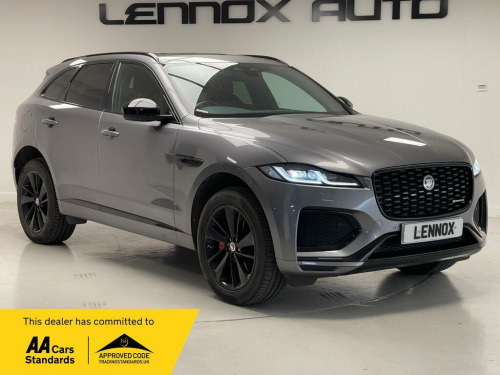 Jaguar F-PACE  2.0 D200 MHEV R-Dynamic Black Auto AWD Euro 6 (s/s) 5dr