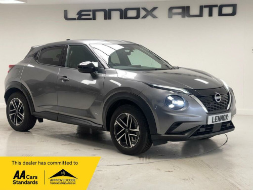 Nissan Juke  1.6 N-Connecta Auto Euro 6 5dr 