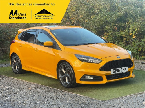 Ford Focus  2.0 TDCi ST-3 Hatchback 5dr Diesel Manual Euro 6 (