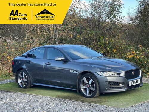 Jaguar XE  2.0d R-Sport Saloon 4dr Diesel Auto AWD Euro 6 (s/