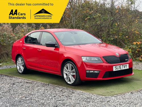 Skoda Octavia  2.0 TDI vRS Hatchback 5dr Diesel Manual Euro 5 (s/