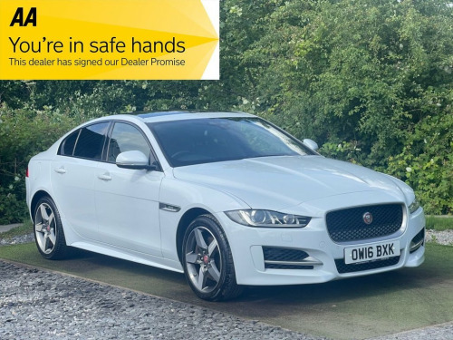 Jaguar XE  2.0d R-Sport Saloon 4dr Diesel Auto AWD Euro 6 (s/