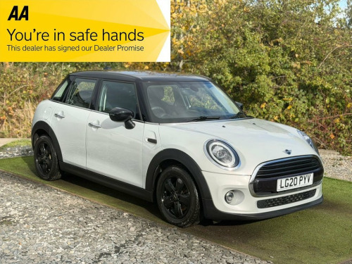 MINI Hatch  1.5 Cooper Classic Hatchback 5dr Petrol Steptronic