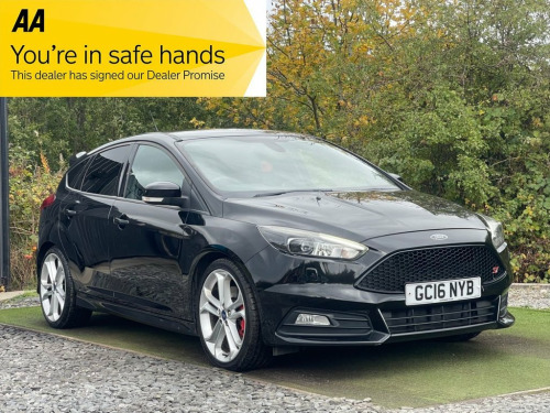 Ford Focus  2.0T EcoBoost ST-3 Hatchback 5dr Petrol Manual Eur