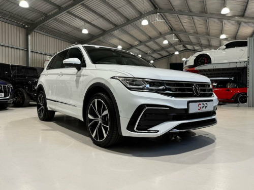 Volkswagen Tiguan  1.4 TSI 13kWh R-Line SUV 5dr Petrol Plug-in Hybrid