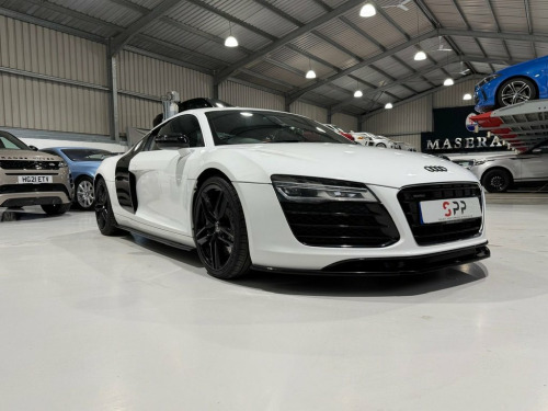 Audi R8  4.2 FSI V8 Coupe 2dr Petrol S Tronic quattro Euro