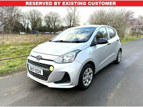 Hyundai i10  1.0 S Hatchback 5dr Petrol Manual Euro 6 (67 ps) 1
