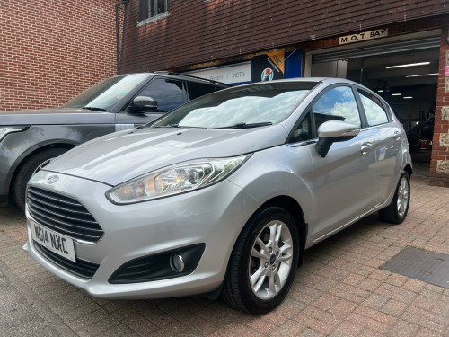 Ford Fiesta  1.0T EcoBoost Zetec Euro 5 (s/s) 5dr
