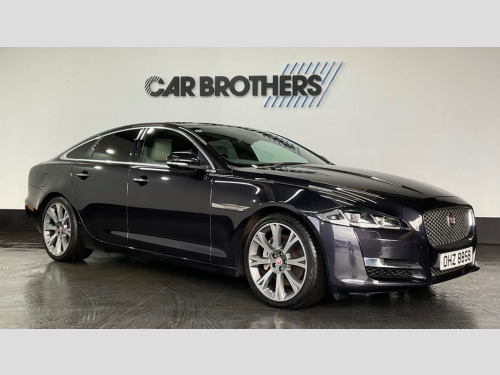 Jaguar XJ  3.0d V6 Portfolio Saloon 4dr Diesel Auto Euro 6 (s