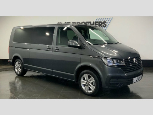 Volkswagen Transporter Shuttle  2.0 TDI SE Minibus Double Cab 5dr Diesel DSG LWB E