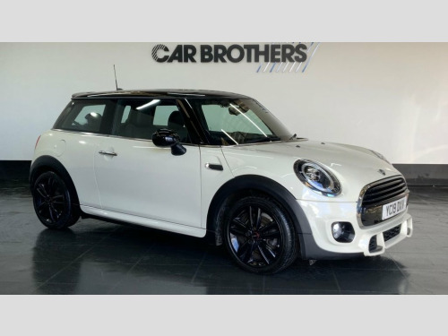 MINI Hatch  1.5 Cooper Sport Hatchback 3dr Petrol Manual Euro 