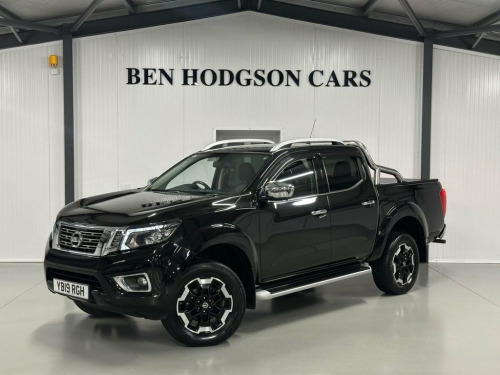 Nissan Navara  2.3 dCi Tekna Pickup Double Cab 4dr Diesel Manual 