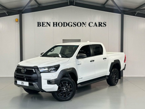 Toyota Hi-Lux  2.8 D-4D INVINCIBLE X PICKUP DOUBLE CAB 4DR DIESEL