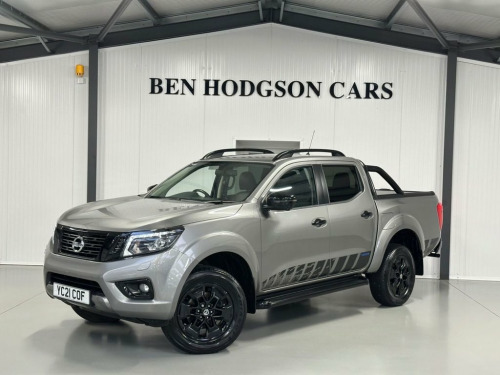 Nissan Navara  2.3 dCi N-Guard Pickup Double Cab 4dr Diesel Auto 