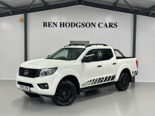 Nissan Navara  2.3 dCi N-Guard Pickup Double Cab 4dr Diesel Auto  
