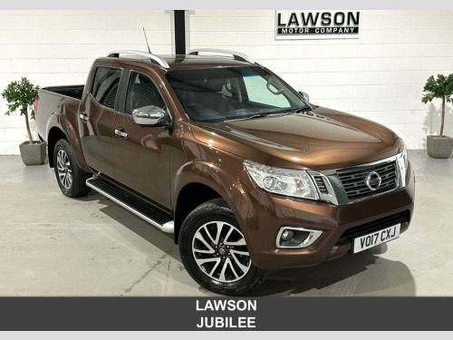 Nissan Navara  2.3 dCi Tekna Pickup Double Cab 4dr Diesel Manual 