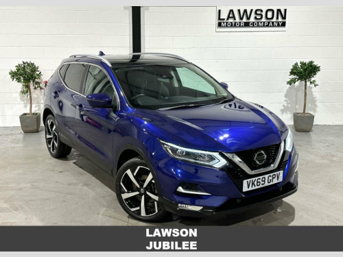 Nissan Qashqai  1.3 DIG-T Tekna SUV 5dr Petrol Manual Euro 6 (s/s)