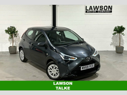 Toyota AYGO  1.0 VVT-i x-play Hatchback 5dr Petrol Manual Euro 