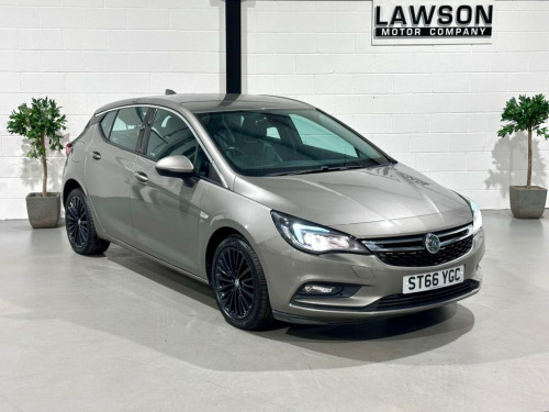 Vauxhall Astra  1.6 CDTi ecoFLEX Elite Nav Hatchback 5dr Diesel Ma