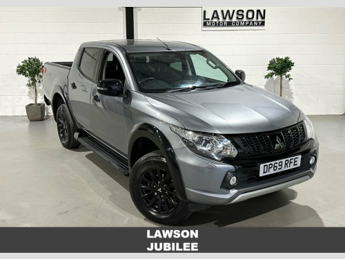 Mitsubishi L200  2.4 DI-D DC Challenger Pickup Double Cab 4dr Diese