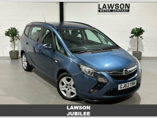 Vauxhall Zafira Tourer  2.0 CDTi Exclusiv MPV 5dr Diesel Auto Euro 5 (165 