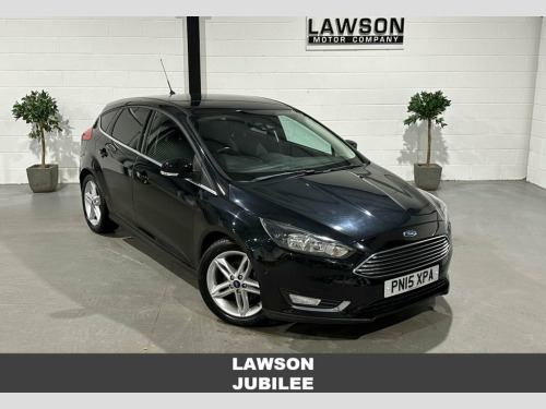 Ford Focus  1.0T EcoBoost Titanium Hatchback 5dr Petrol Manual