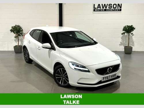 Volvo V40  2.0 T2 Momentum Hatchback 5dr Petrol Manual Euro 6 