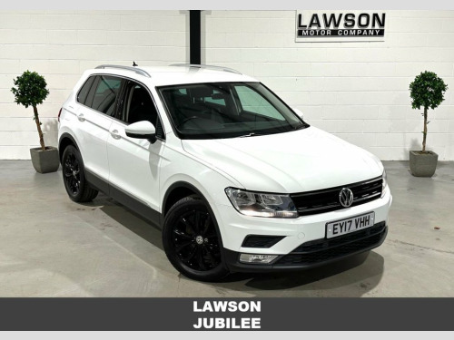 Volkswagen Tiguan  2.0 TDI BlueMotion Tech SE Navigation SUV 5dr Dies 