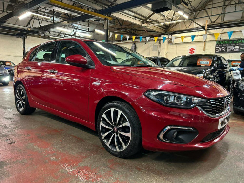 Fiat Tipo  1.4 Tipo Hatchback 1.4 T-jet 120hp Lounge