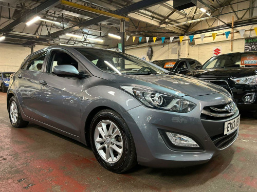 Hyundai i30  1.6 CRDi Blue Drive Active