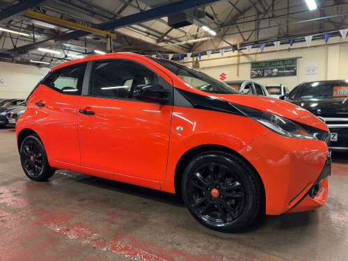 Toyota AYGO  1.0 VVT-i x-cite