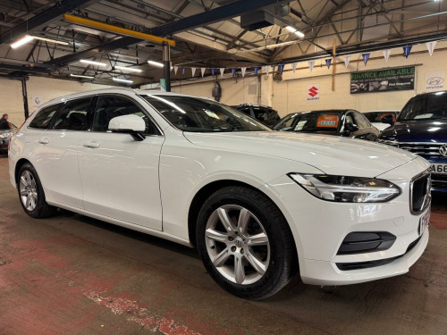 Volvo V90  2.0 Momentum Plus D4