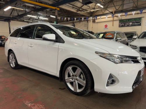 Toyota Auris  1.6 V-Matic Excel