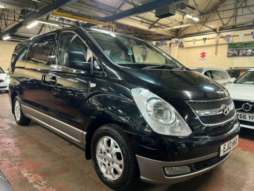 Hyundai i800 2.5 CRDi Style