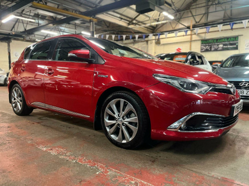 Toyota Auris  1.8 VVT-h Excel