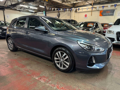 Hyundai i30  1.6 CRDi Blue Drive SE