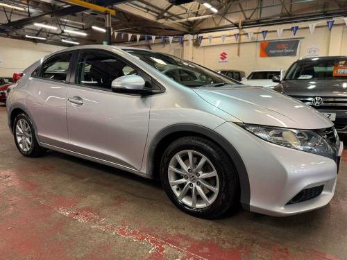 Honda Civic 1.8 i-VTEC ES