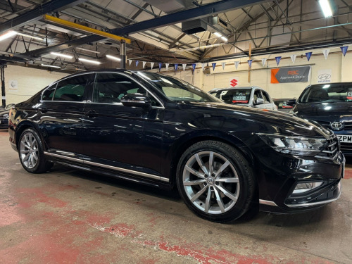 Volkswagen Passat  1.5 TSI EVO R-Line