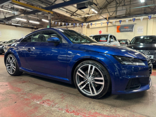 Audi TT  2.0 TFSI S line 