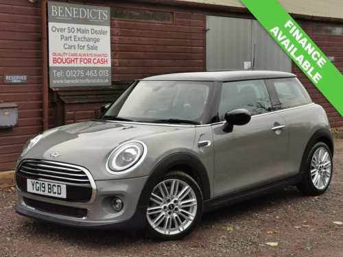 MINI Hatch  1.5 Cooper Exclusive Hatchback 3dr Petrol Steptron