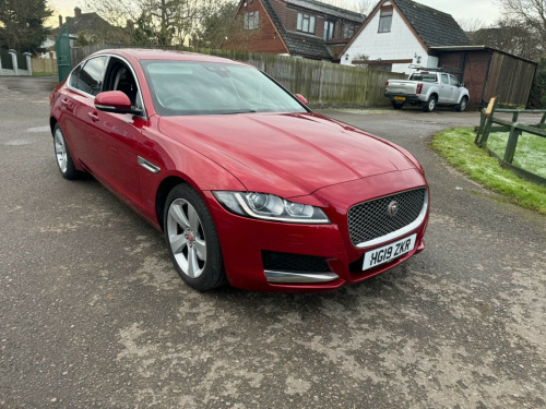 Jaguar XF  2.0d Portfolio Auto Euro 6 (s/s) 4dr