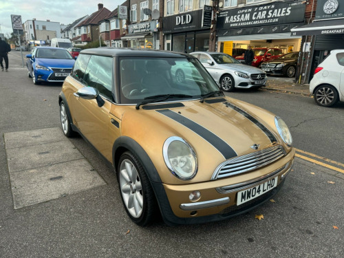 MINI Hatch  1.6 Cooper CVT Euro 3 3dr